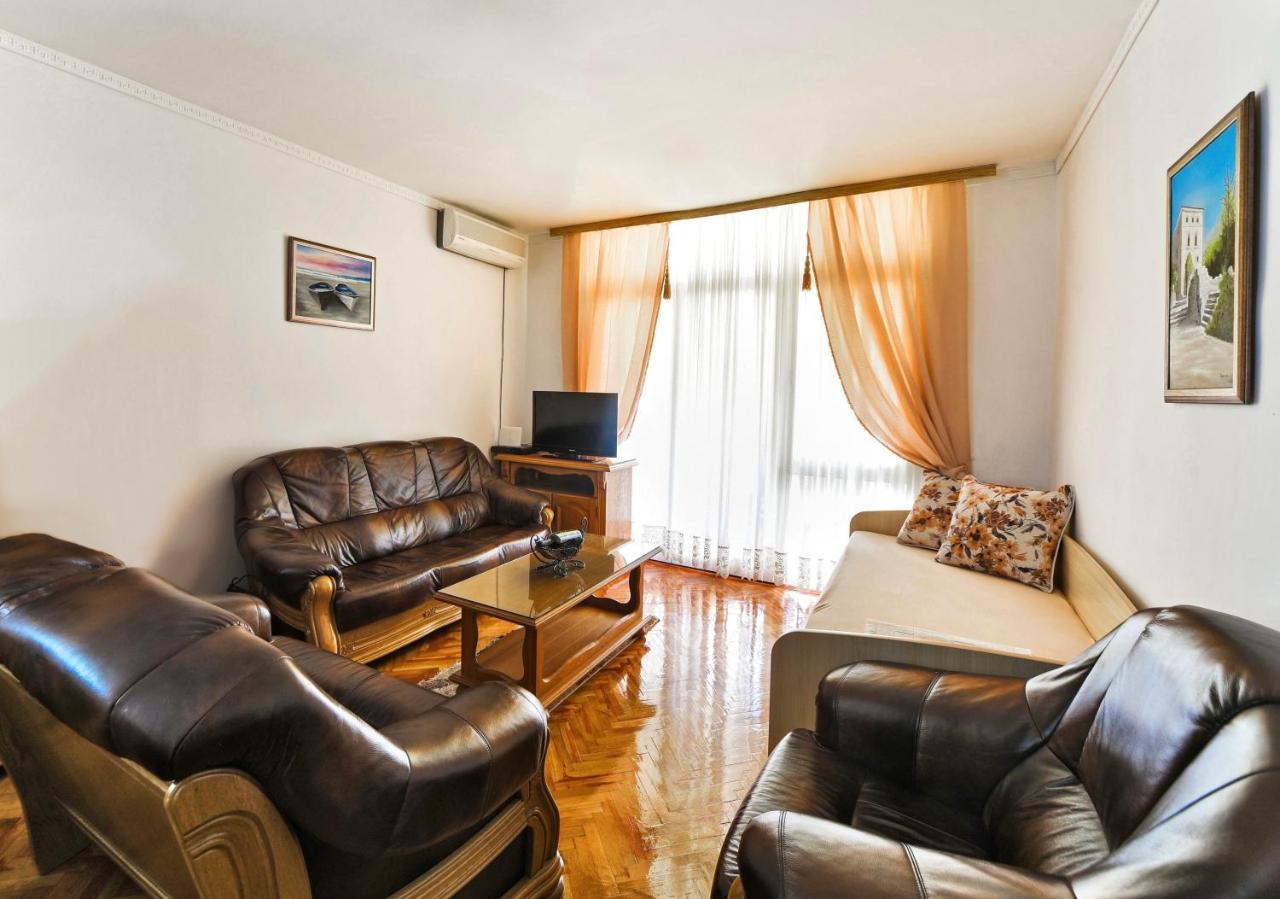 Apartment D-Moll Sutomore Exterior foto